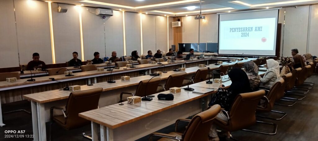 LPM UNIKU MELAKSANAKAN PENYEGARAN AUDITOR DAN SOSIALISASI AMI 2024